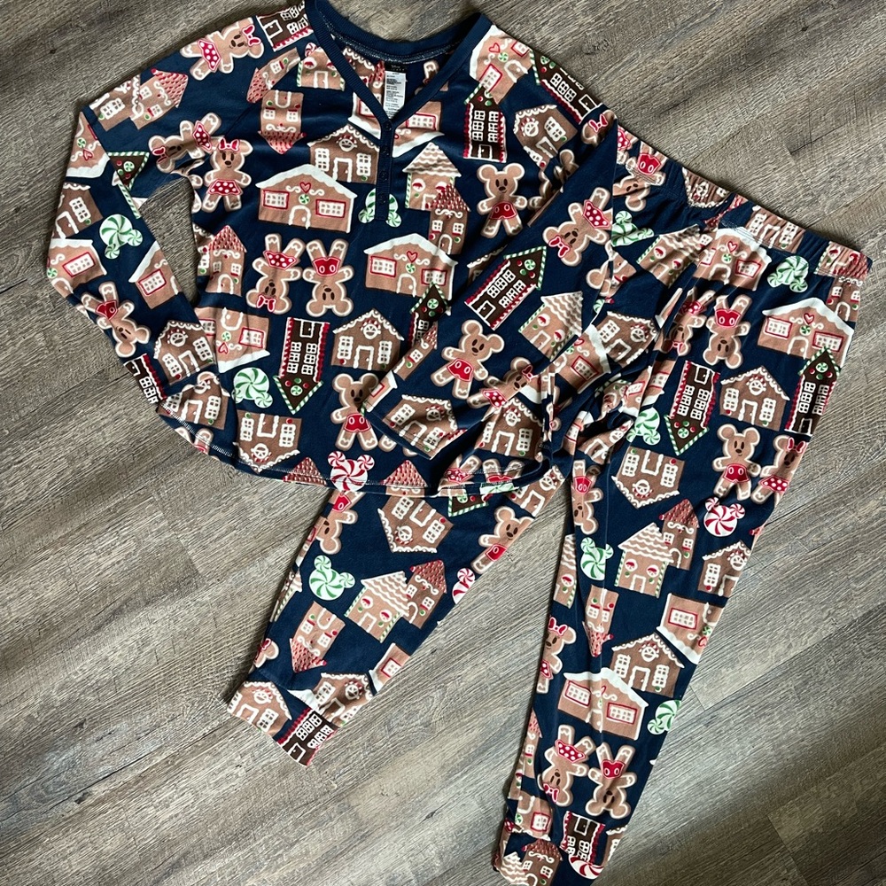 Disney Mickey & Minnie Mouse fleece gingerbread pj set